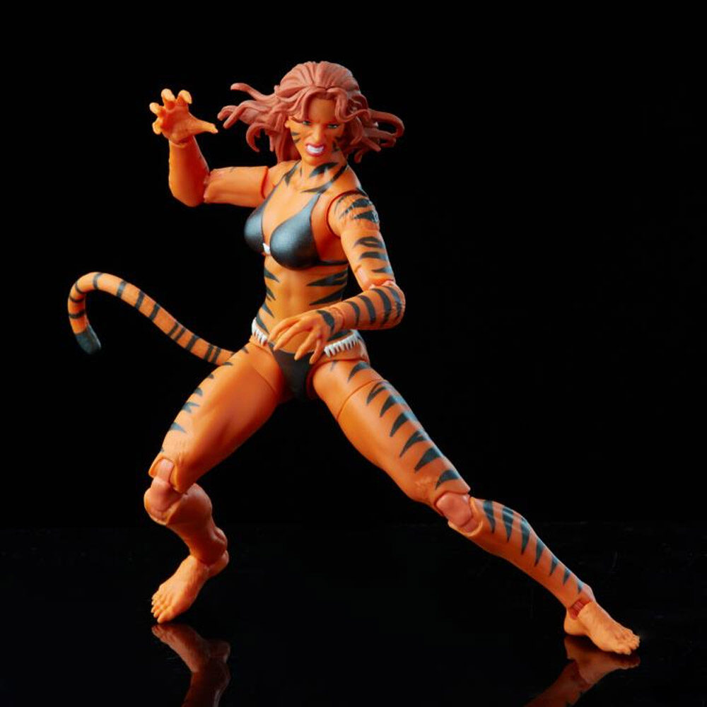 Figura de acción de 16 cm del personaje Tigra Marvel Legends Retro