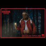 Figura de 23 cm de Lucas Sinclair de Stranger Things serie de Netflix, esta figura es de la marca Threezero.