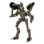 Une a tus personajes favoritos de todo el mundo de los robots Transformers en tu colección con la figura de acción Decepticon Mohawk Transformers 5.