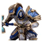 Estatua de unos 16 cm de la figura Human Paladin Warrior del fabricante Mcfarlane de la franquicia World Of Warcraft.