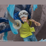 Tralfagar Law Battle of Monster Onigashima One Piece se une a Figuarts ZERO, ferozmente en medio del ataque en la Batalla de Onigashima desde el Arco del País de Wano ¡Esta figura altamente detallada seguramente se destacará en cualquier colección!