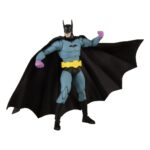 Figura de acción articulada de 18 cm del personaje BATMAN DETECTIVE COMICS #27 DC MULTIVERSE. de MCFARLANE TOYS.