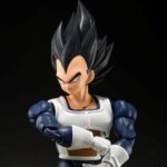 Figura articulada de 16 cm del personaje VEGETA OLD BATTLE CLOTHES DRAGON BALL Z SH FIGUARTS de TAMASHII NATIONS