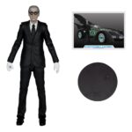 Vehículo de 30 cm y figura del personaje ALFRED PENNYWORTH & BATMOBIL BATMAN FOREVER de MCFARLANE TOYS