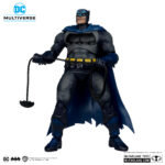 Figura de acción artículada de 17 cm del personaje BATMAN BATTLE DAMAGE BLUE DC MULTIVERSE PLATINUM EDITION THE DARK NIGHT RETURN de MCFARLANE TOYS