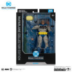 Figura de acción artiuclada de 17 cm del personaje BATMAN BATTLE DAMAGE DC MULTIVERSE de MCFARLANE TOYS