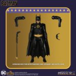 Figura de acción articulada de 13 cm del personaje BATMAN, UNIVERSO BATMAN 1989 de MEZCO TOYS