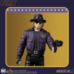 Figura de acción articulada de 13 cm del personaje JOKER, UNIVERSO BATMAN 1989 de MEZCO TOYS