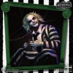 Figura de acción articulada de 18 cm del personaje BEETLEJUICE DELUXE ONE:12 COLLECTIVE MEZCO TOYS de MEZCO TOYS.