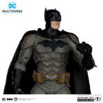 Figura de acción articulada de 17 cm del personaje BATMAN (BATMAN: NOEL) DC MULTIVERSE de MCFARLANE TOYS