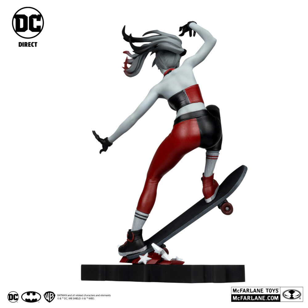 Estatua de 30 cm del personaje ESTATUA HARLEY QUINN POR IVAN TAO de MCFARLEN TOYS