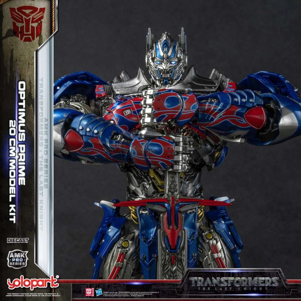 Maqueta articulada de 20 cm del personaje OPTIMUS PRIME (OVERSEA VERSION) AMK PRO SERIES TRANSFORMERS THE LAST KNIGHT de la marca YOLOPACK