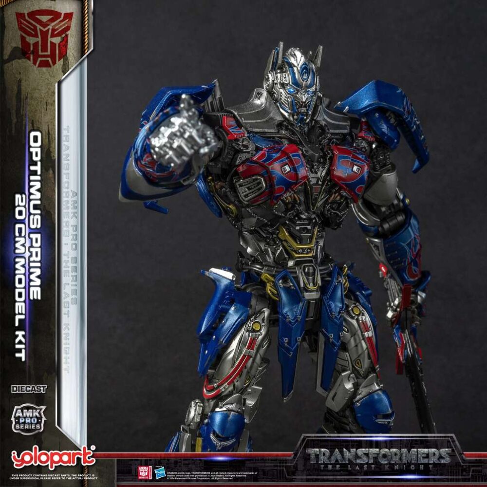 Maqueta articulada de 20 cm del personaje OPTIMUS PRIME (OVERSEA VERSION) AMK PRO SERIES TRANSFORMERS THE LAST KNIGHT de la marca YOLOPACK