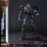 Maqueta articulada de 20 cm del personaje OPTIMUS PRIME (OVERSEA VERSION) AMK PRO SERIES TRANSFORMERS THE LAST KNIGHT de la marca YOLOPACK