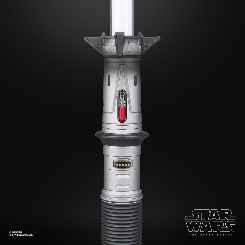 Réplica escala 1:1 del LIGHTSABER BAYLAN SKOLL FX ELITE STAR WARS BLACK SERIES del fabricante HASBRO