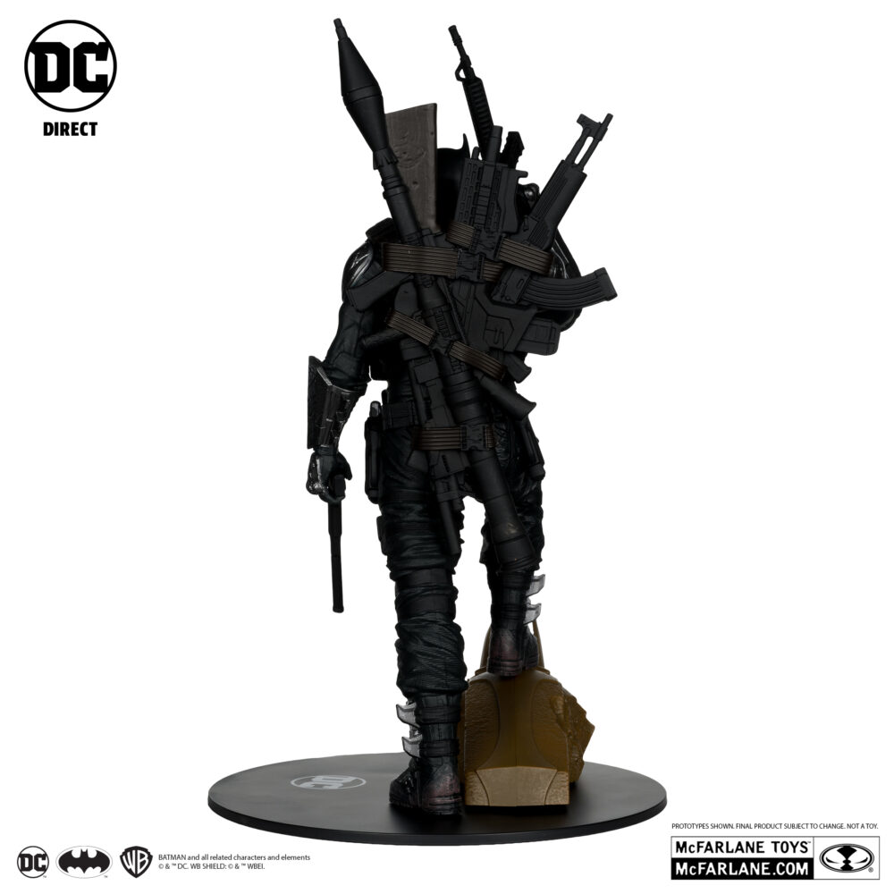 Estatua de 30 cm del personaje ESTATUA 1:6 THE GRIM KNIGHT DARK MULTIVERSE GOLD LABEL de la marca MCFARLANE TOYS