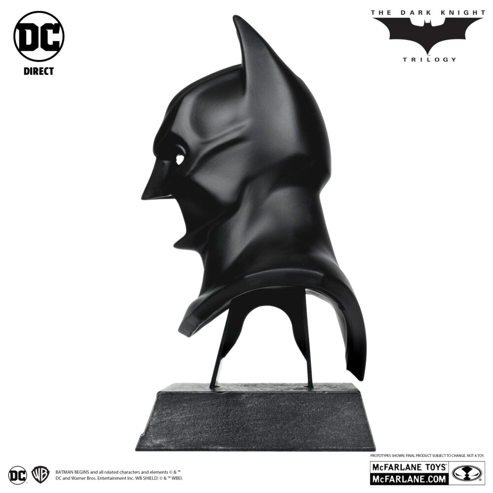 MÁSCARA DE BATMAN BEGINS RÉPLICA 1/3 de la marca MCFARLANE TOYS