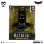 MÁSCARA DE BATMAN BEGINS RÉPLICA 1/3 de la marca MCFARLANE TOYS