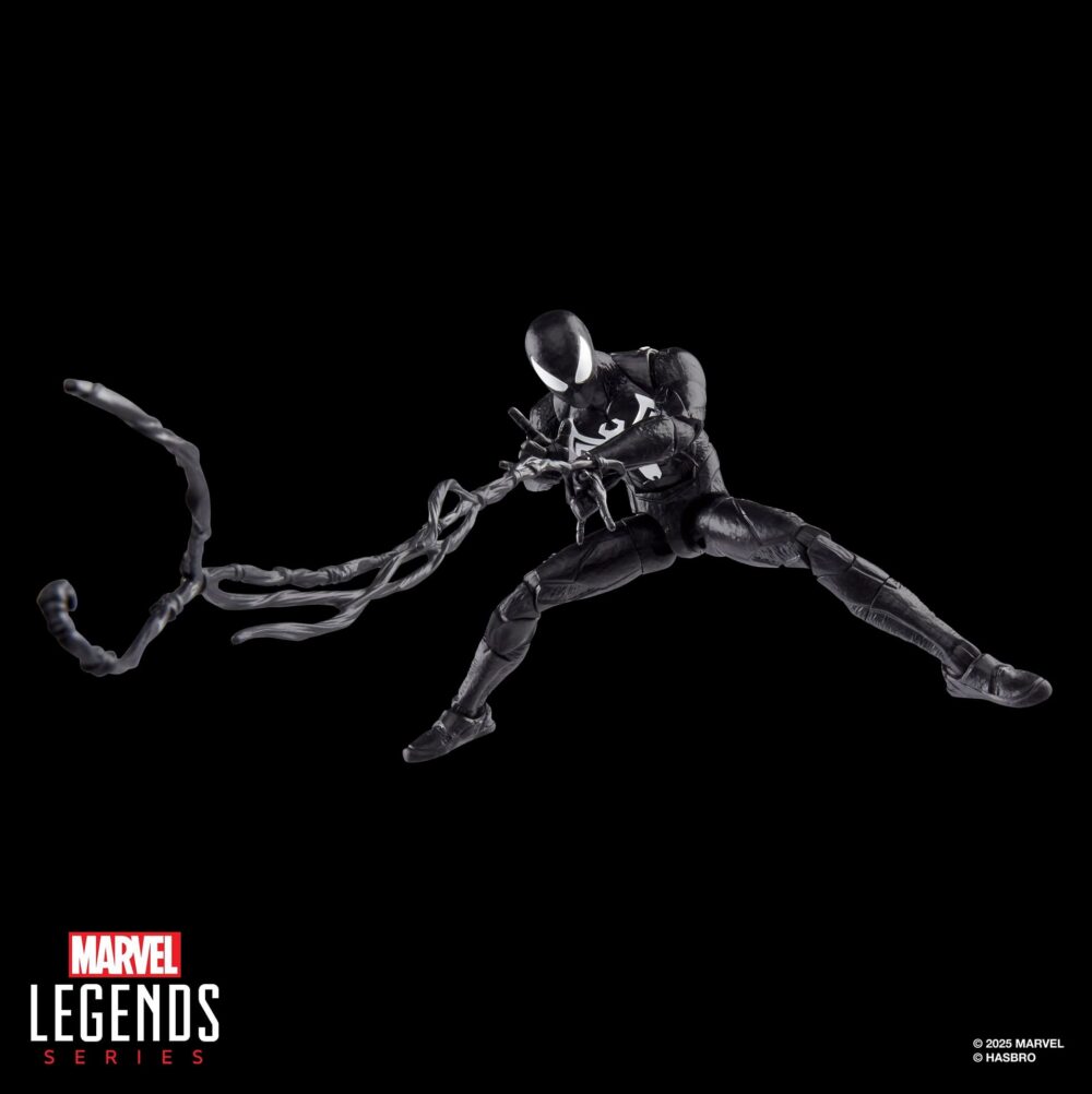 Figura de acción articulada de 16 cm del personaje PETER PARKER BLACK SUITE GAMERVERSE MARVEL LEGENDS de HASBRO