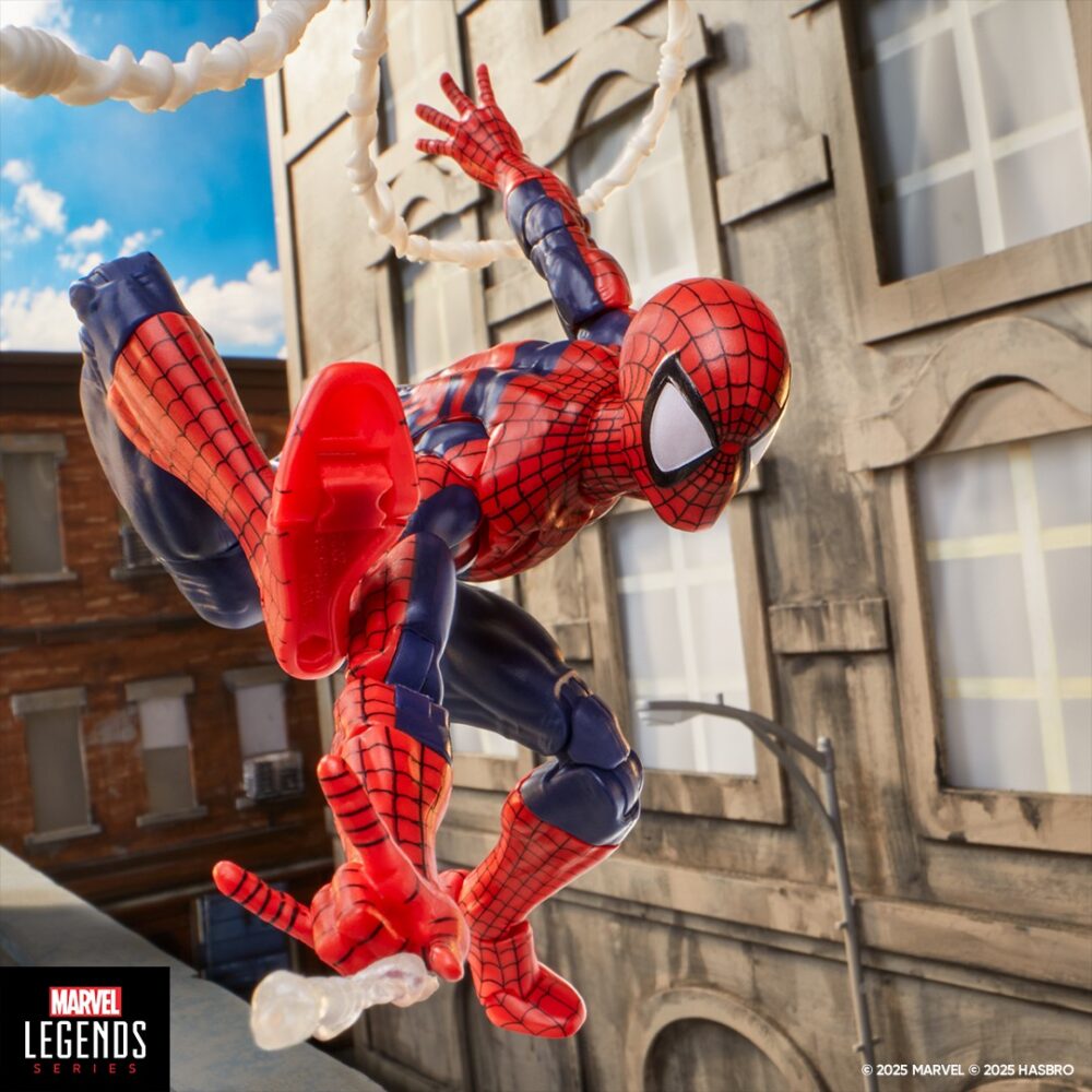 Figura de acción premium de 16 cm del personaje MAXIMUM SPIDER-MAN MARVEL LEGENDS SERIES de HASBRO