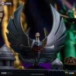 Estatua de 27 cm del personaje ARIES MU SAINT SEIYA DELUXE ART SCALE 1/10 de la marca IRON STUDIOS