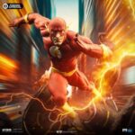 Estatua de 16 cm del personaje FLASH DC COMIC ART SCALE 1/10 de Iron Studios