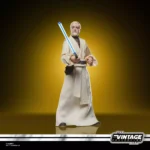 Esta figura inspirada en el personaje de Ben (Obi-Wan) Kenobi, de Star Wars: Una nueva esperanza, mide 9,5 cm y es una increíble adición a toda colección. Inspiradas en la línea original, estas figuras coleccionables y sus embalajes cuentan con detalles y diseños premium. Asimismo, la decoración alcanza el nivel de un objeto de colección que los fans conocen y aman. ¡Que la Fuerza te acompañe!