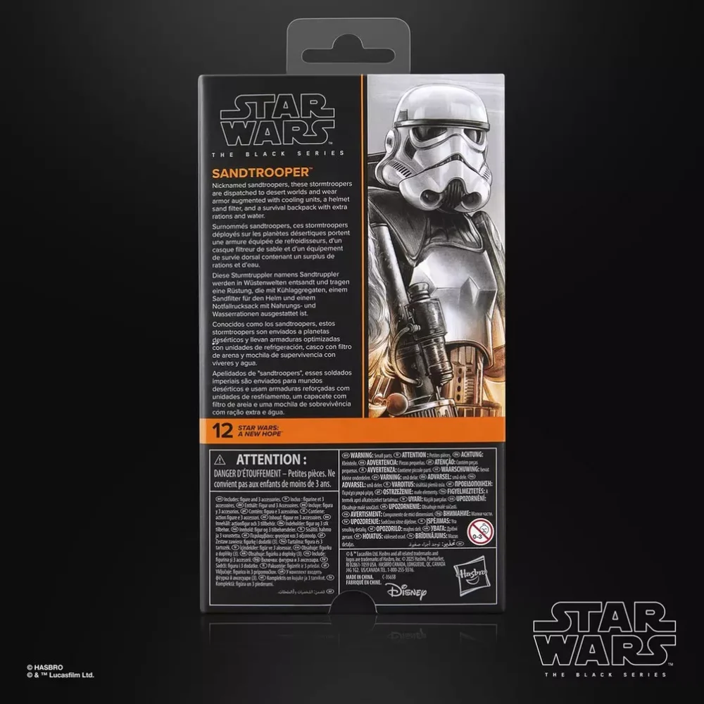 STAR WARS THE BLACK SERIES SANDTROOPER. La línea Star Wars The Black Series incluye figuras, vehículos y artículos para juego de rol inspirados en los más de 40 años de legado que nos ha dado la galaxia de Star Wars. Para que los fans puedan recrear escenas galácticas de los cómics, las películas y las series con fidelidad. Con características y detalles excelentes, la línea The Black Series personifica la calidad y el realismo que los devotos de Star Wars adoran. ¡Que la Fuerza te acompañe!