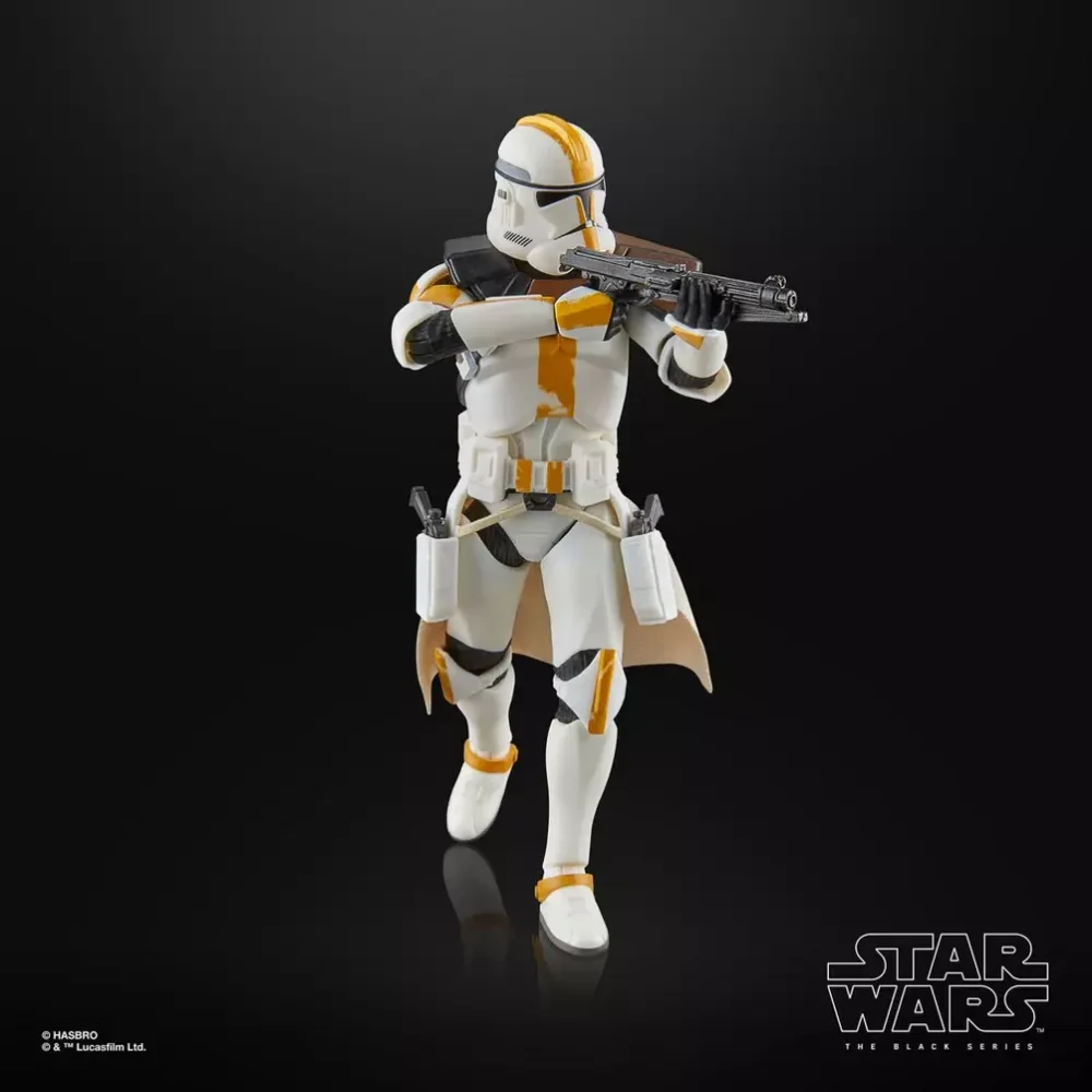 La línea Star Wars The Black Series incluye figuras, vehículos y artículos para juego de rol inspirados en los más de 40 años de legado que nos ha dado la galaxia de Star Wars. Para que los fans puedan recrear escenas galácticas de los cómics, las películas y las series con fidelidad. Con características y detalles excelentes, la línea The Black Series personifica la calidad y el realismo que los devotos de Star Wars adoran. ¡Que la Fuerza te acompañe!