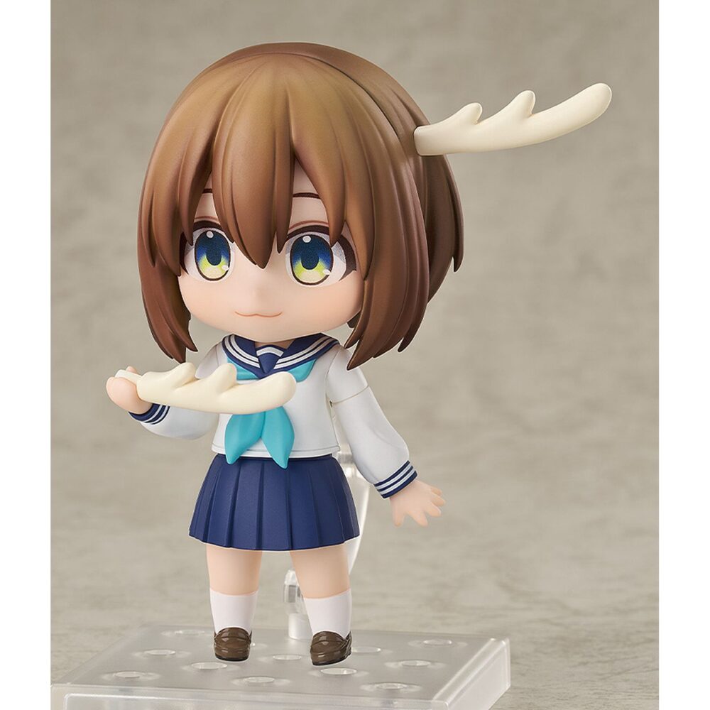 Noko shikanoko my deer friend nokotan nendoroid. Good smile arts shanghai presenta, dentro de su línea nendoroid, la figura de noko shikanoko, del anime "my deer friend nokotan". Mide aproximadamente 10 cm e incluye 3x placas faciales (compuesta, relajada y sonriente), así como accesorios únicos como 1x senbei de ciervo, 1x botella de plástico, 1x versión de nokotan, 1x par de cuernos y otras piezas opcionales para diferentes poses. Se entrega con base incluida