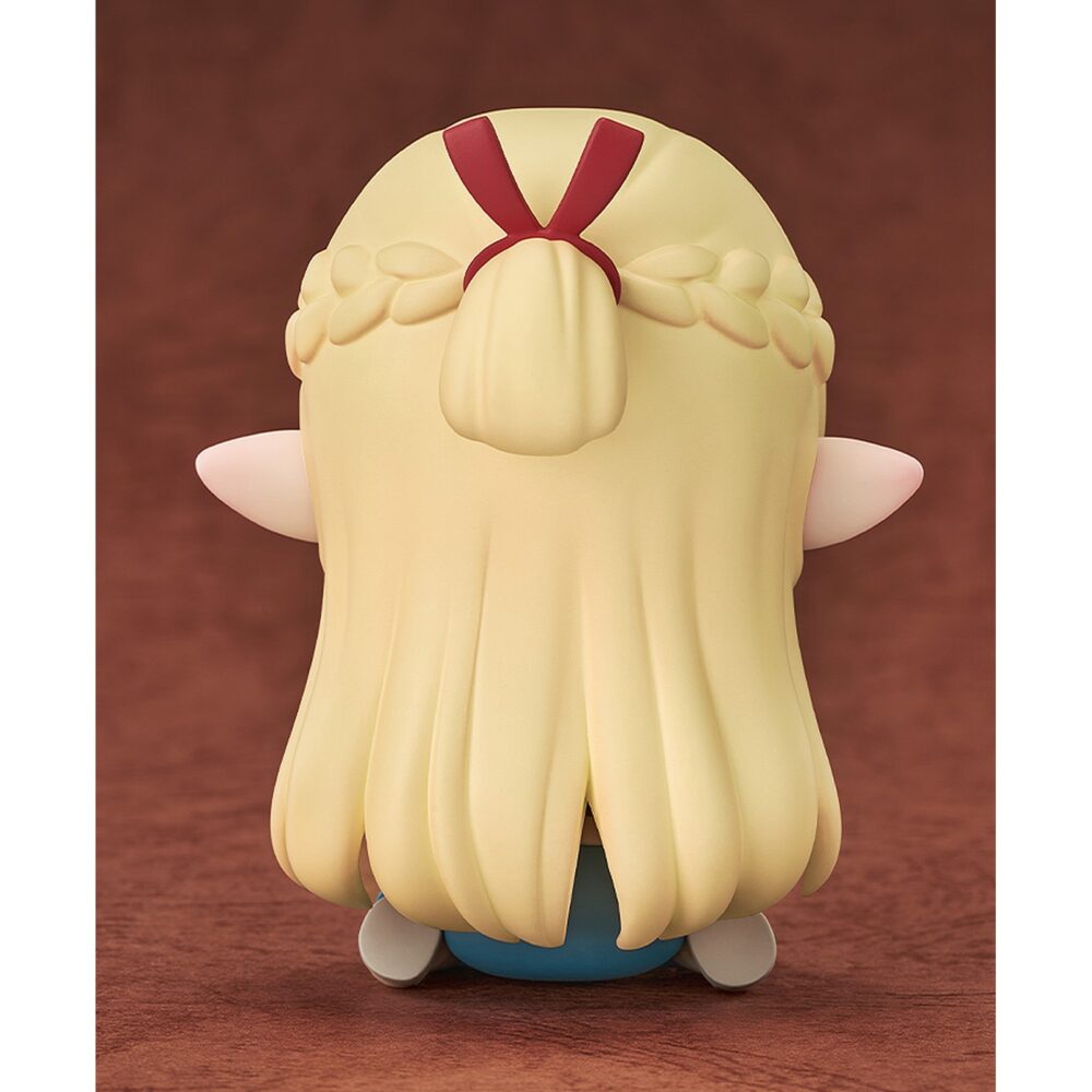 Marcille delicious in dungeon qset. Good smile arts shanghai lanza, como parte de la colección qset+, la adorable figura chibi de marcille, basada en el personaje del anime "delicious in dungeon" ("tragones y mazmorras" en españa). La elfa se representa en un formato no articulado de aproximadamente 7 cm de alto, con un diseño lleno de detalles. Viene en una caja con ventana.