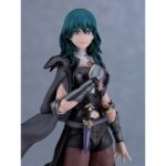 BYLETH (FEMALE) FIRE EMBLEM AWAKENING FIGMA. Good Smile Company presenta, dentro de la colección Figma, la figura articulada de la versión femenina de Byleth, protagonista del videojuego "Fire Emblem: Three Houses". Mide aproximadamente 16 cm e incluye 3x placas faciales (neutral, gritando y sonriente), 1x Espada del Creador en modo normal, 1x Espada del Creador en modo látigo con piezas de efecto, y otros accesorios para poses dinámicas. Incluye base articulada.