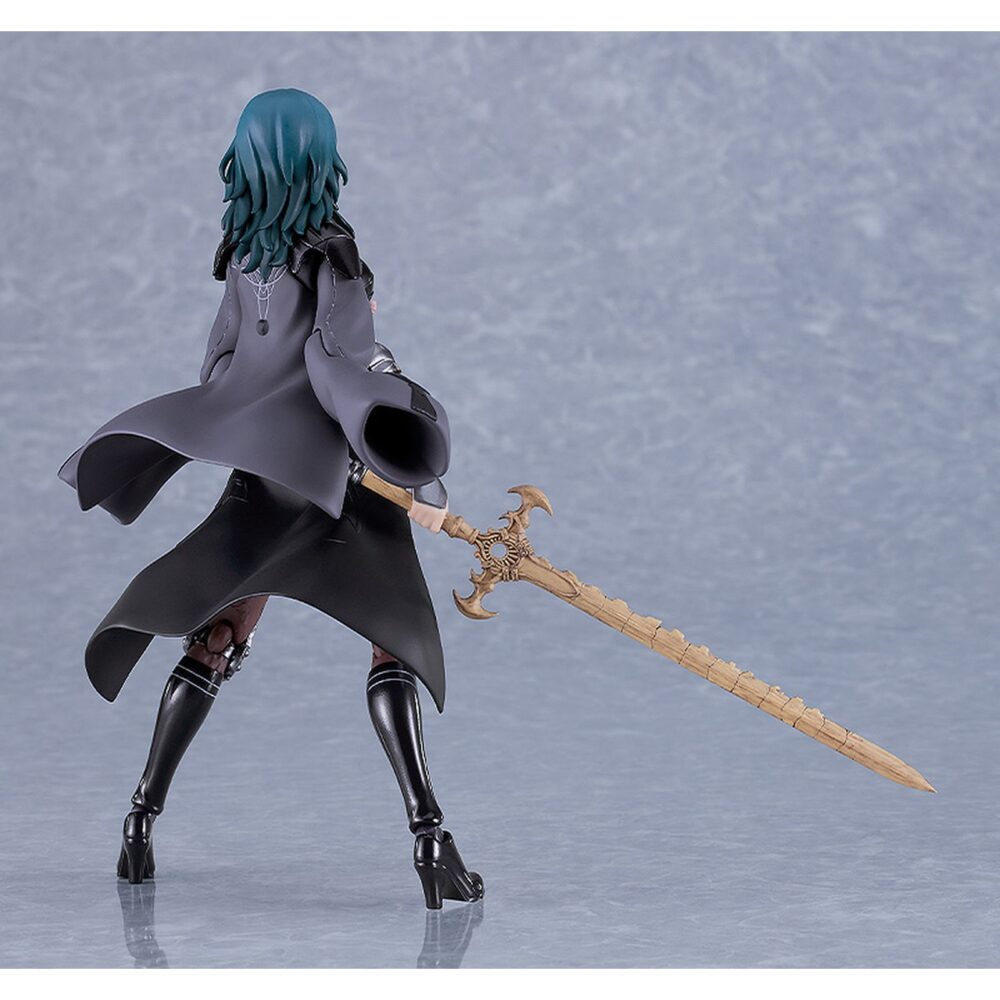 Byleth (female) fire emblem awakening figma. Good smile company presenta, dentro de la colección figma, la figura articulada de la versión femenina de byleth, protagonista del videojuego "fire emblem: three houses". Mide aproximadamente 16 cm e incluye 3x placas faciales (neutral, gritando y sonriente), 1x espada del creador en modo normal, 1x espada del creador en modo látigo con piezas de efecto, y otros accesorios para poses dinámicas. Incluye base articulada.
