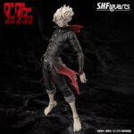 OKARUN (TRANSFORMED) DANDADAN SH FIGUARTS. Tamashii Nations presenta, dentro de la colección S.H: Figuarts, la figura de Okarun (Transformed). Mide 15 cm y está basada en el personaje del anime "Dandadan". Incluye 9x manos (4x izquierdas y 5x derechas), 4x expresiones faciales (provocadora, gritona, enfadada y enfadada mirando hacia otro lado) y 2x máscaras (máscara entera y media máscara). Puedes exponerla junto a la figura de Momo (se vende por separado). SH Figuarts es una línea de Tamashii Nations  de figuras de acción que te permite recrear las escenas y los movimientos de tus personajes favoritos de anime, manga, videojuegos, cine y televisión. Sus productos se caracterizan por su calidad, su detalle y su articulación. SH Figuarts ofrece una amplia gama de líneas de productos, como Dragon Ball, Naruto, One Piece, Marvel, Star Wars y más, que abarcan diferentes géneros, estilos y escalas.