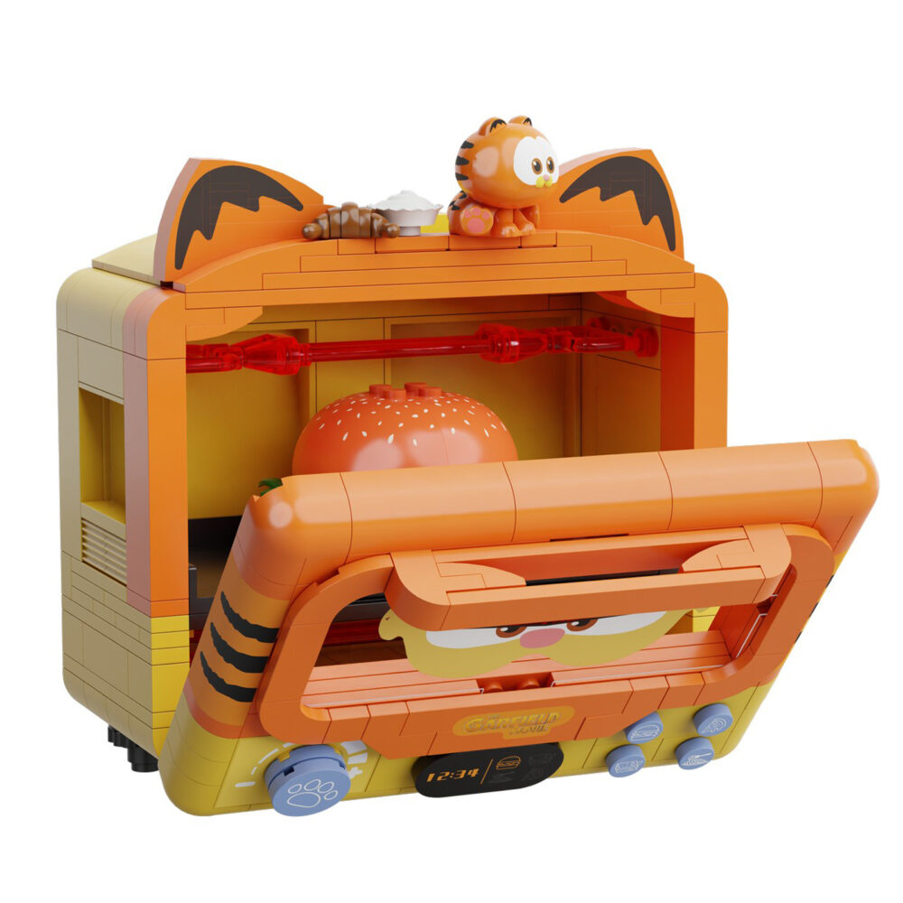 Smart oven set construccion garfield the movie fantastic machines series. Pantasy presenta, dentro de la colección fantastic machines series, este set de construcción de smart oven, basado en el personaje de la película “garfield”. Tiene unas medidas de 14 x 13 x 9 cm y está inspirado en una autentico horno. El set está formado por 278 piezas y requiere de 1 hora aproximadamente para su montaje. Incluye la figura de un pequeño garfield, minifiguras reposteras, una hamburguesa y la bandeja extraíble. La puerta del horno es abatible y cuenta con un diseño de un garfield sonriente y un panel de control detallado. Edad mínima recomendada 6 años.