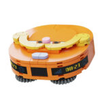 ROBOT VACUUM SET CONSTRUCCION GARFIELD THE MOVIE FANTASTIC MACHINES SERIES. Pantasy presenta, dentro de la colección Fantastic Machines Series, este set de construcción de Robot Vacuum, basado en el personaje de la película “Garfield”. Tiene unas medidas de 16,5 x 12 x 12 cm y está inspirado en un autentico robot aspirador. El set está formado por 304 piezas y requiere de 1 hora aproximadamente para su montaje. La figura de Garfield se encuentra trabajando sobre la zona de carga del robot. Cuenta con un tanque de agua renovable extraíble y al tirar de la palanca, el robot aspirador con diseño de Garfield sale disparado de la zona de carga. Edad mínima recomendada 6 años.