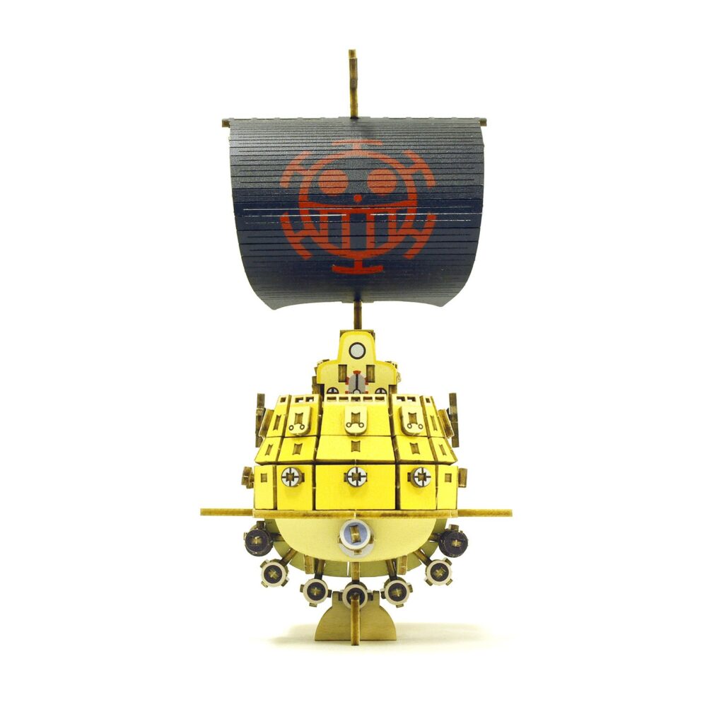 Polar tang set montaje one piece wa-gu-mi wooden art. Sumérgete bajo las olas con el polar tang, el submarino de última generación de trafalgar law, el capitán de los piratas de heart. Este set de montaje de kito art, perteneciente a la colección wa-gu-mi wooden art, una vez montado tiene unas medidas de 16 x 13 x 8,5 cm y está basado en su aspecto en el anime "one piece". El set está formado por 185 piezas de madera contrachapada precortadas por láster y pintadas, distribuidas en 3 paneles de 17 x 13 cm. Incluye manual de instrucciones. Se presenta en una caja con ranura para colgar en el punto de venta.