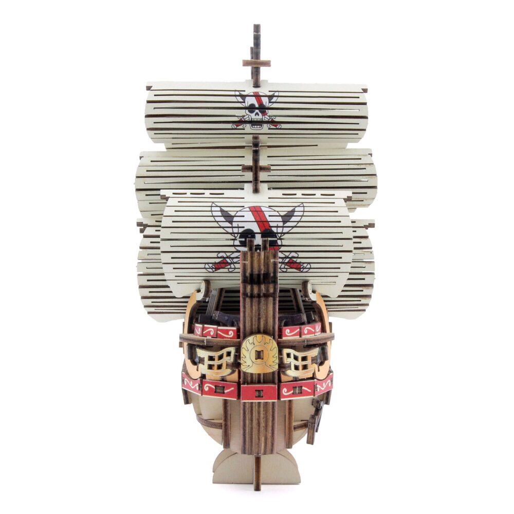 Red force set montaje one piece wa-gu-mi wooden art. El red force, legendario navío de los piratas del pelirrojo cuyo capitán es shanks, se erige como símbolo de fuerza y lealtad con este set de montaje. Una vez montado tiene unas medidas de 14 x 14 x 7 cm y está basado en su aparición en el anime "one piece". El set de la colección wa-gu-mi wooden art de kito art está formado por 183 piezas de madera contrachapada precortadas por láser y pintadas, distribuidas en 4 paneles de 17 x 13 cm. Incluye manual de instrucciones. Se presenta en una caja con ranura para colgar en el punto de venta.