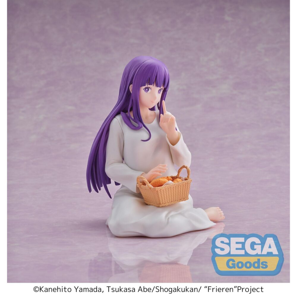Yumemirize fern nap frieren: beyond journey´s end. Sega presenta esta figura de fern en versión "nap" dentro de la colección yumemirize, basada en su personaje del anime "frieren: beyond journey's end".   mide aproximadamente 12 cm de alto y está fabricada en pvc.   la figura muestra a fern en una postura relajada y se puede exponer junto a frieren nap version figura 21 cm frieren: beyond journey's end yumemirize (se vende por sepadao).