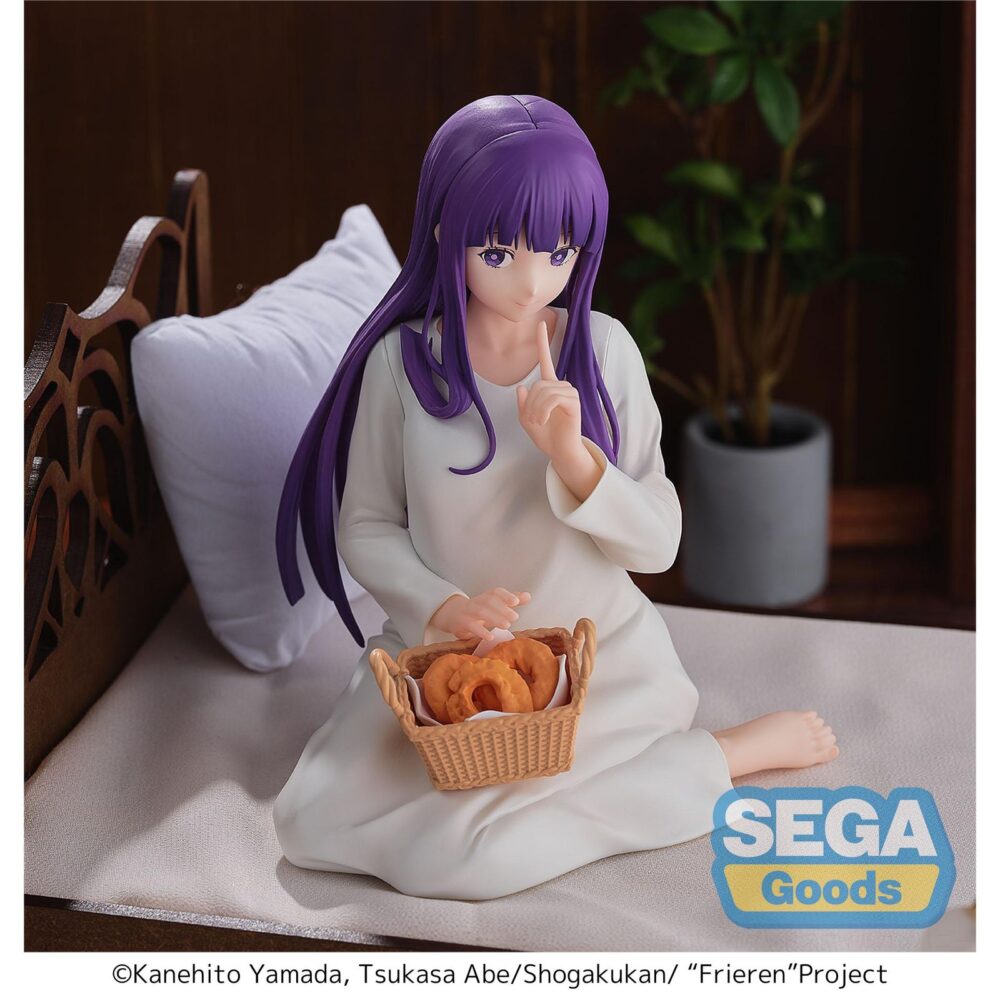 Yumemirize fern nap frieren: beyond journey´s end. Sega presenta esta figura de fern en versión "nap" dentro de la colección yumemirize, basada en su personaje del anime "frieren: beyond journey's end".   mide aproximadamente 12 cm de alto y está fabricada en pvc.   la figura muestra a fern en una postura relajada y se puede exponer junto a frieren nap version figura 21 cm frieren: beyond journey's end yumemirize (se vende por sepadao).