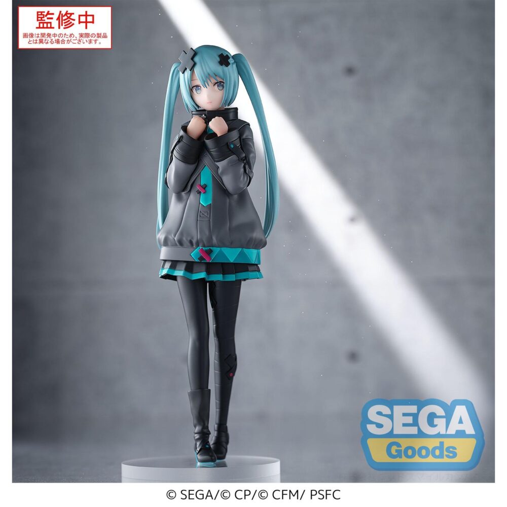 Shuttered sekai hatsune miku colorful stage! The movie: a miku who can´t sing estatua luminasta. Sega presenta a hatsune miku en su versión shuttered sekai, basada en la película "colorful stage! The movie: a miku who can't sing". Esta figura de la línea luminasta mide aproximadamente 20 cm de alto y está fabricada en pvc. Su diseño refleja un tono introspectivo.