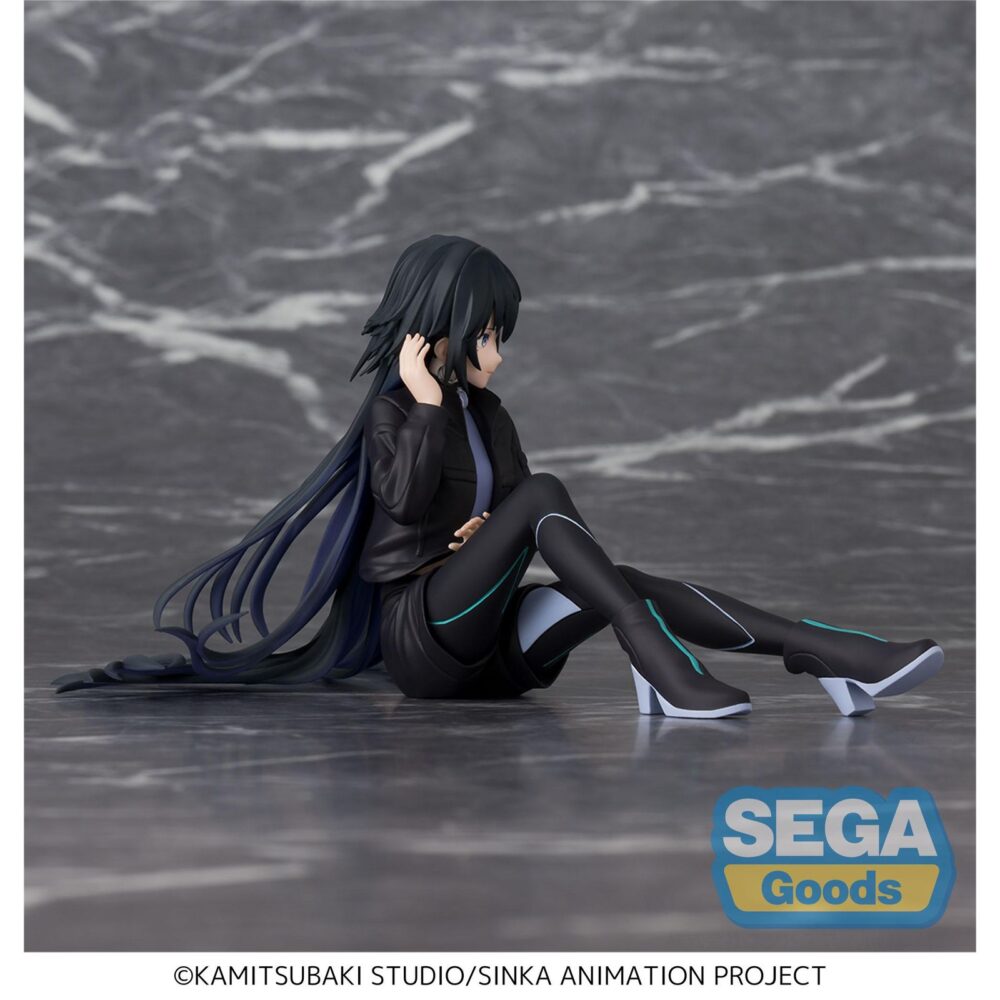 Koko rinne kamitsubaki city under construction pm perching. Sega presenta, dentro de su colección pm perching, la figura de koko rinne, inspirada en su personaje en el anime "kamitsubaki city under costruction". Con una altura aproximada de 9 cm, esta figura compacta en pvc es ideal para exhibirse en mesas o estanterías. Su diseño refleja el estilo artístico distintivo de la serie.
