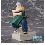 TARO SAKAMOTO SAKAMOTO DAYS LUMINASTA. Sega presenta a Taro Sakamoto con su uniforme de trabajo dentro de la línea Luminasta, basada en el personaje del anime "Sakamoto Days". La figura mide aproximadamente 21 cm de alto y está fabricada en PVC. Su diseño refleja el equilibrio entre la vida cotidiana y el pasado letal del personaje.