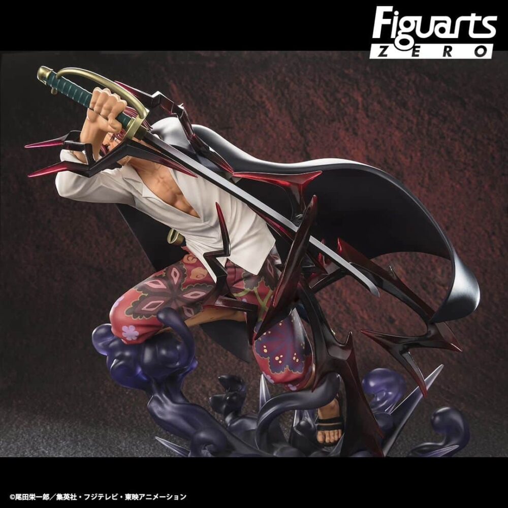 SHANKS DIVINE DEPARTURE -EXTRA BATTLE- ONE PIECE FIGUARTS ZERO. Figuarts ZERO es una línea de productos de Tamashii Nations que se dedica a la creación de figuras estáticas que expresan el encanto y el mundo de los personajes de anime, manga, videojuegos, cine y televisión. Sus productos se caracterizan por su calidad, su detalle y sus efectos. Figuarts ZERO ofrece una amplia gama de sublíneas, como EXTRA BATTLE, SUPER BATTLE, CHOUETTE y más, que abarcan diferentes géneros, estilos y escalas. Entre los productos más populares de Figuarts ZERO se encuentran las figuras de EXTRA BATTLE, que son figuras que representan a los personajes en poses dinámicas y espectaculares, con efectos de luz, sonido y movimiento. EXTRA BATTLE tiene figuras de series famosas como One Piece, Naruto, Dragon Ball y muchas más. Estas figuras son ideales para los fans que quieren tener una pieza de colección que refleje la acción y el carisma de los personajes.