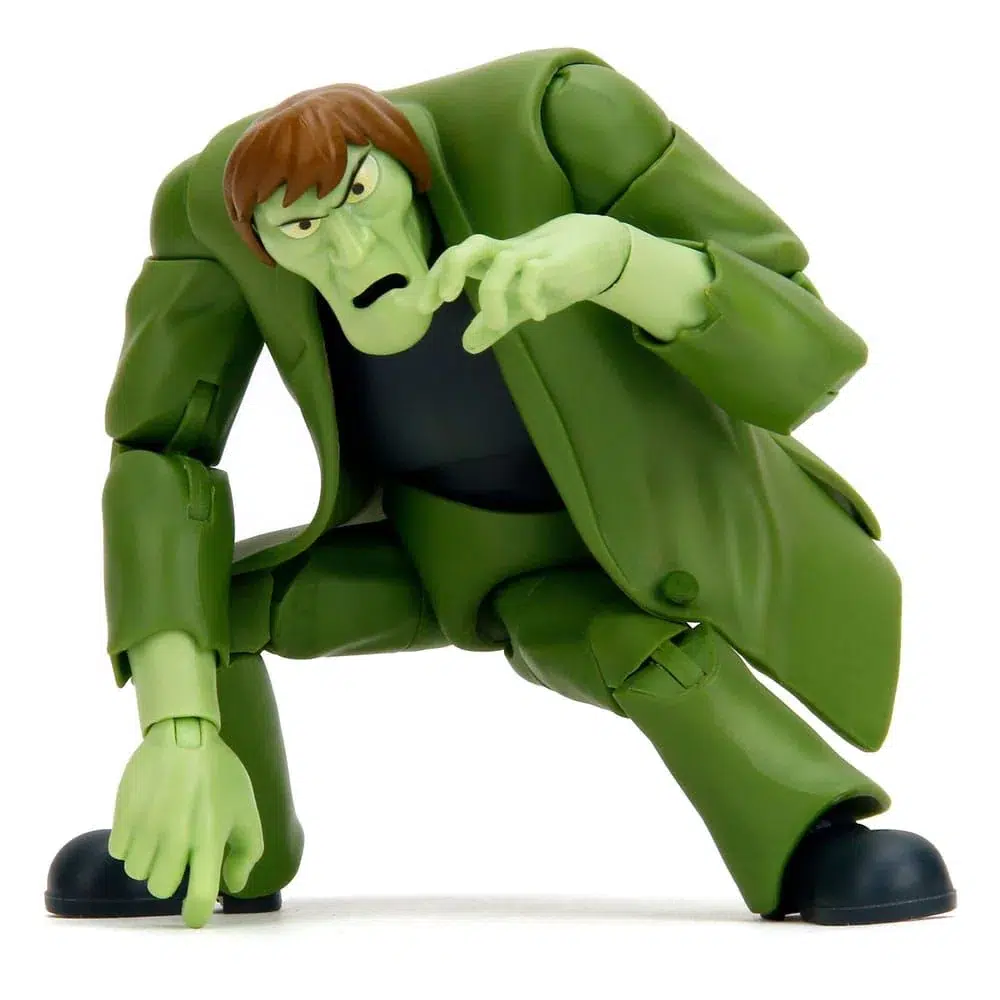 Creeper scooby-doo 1/12 el siniestro espectro de la noche ya está aquí con la figura de acción a escala 1:12 de scooby-doo creeper de jada toys. Uno de los villanos más infames de scooby-doo, creeper acechaba en las sombras, aterrorizando a mystery inc. Mientras buscaba los documentos bancarios robados. Con sus espeluznantes ojos amarillos, su pelaje andrajoso y su andar zombi, este clásico villano de scooby-doo está listo para asustar a tu colección. Diseñada por expertos a escala 1:12, esta figura captura a la perfección la inquietante piel verde, el ceño fruncido y la ropa andrajosa del creeper. Con una articulación impresionante, puedes colocarlo en su característica postura encorvada, con los brazos extendidos hacia su próxima víctima desprevenida, o en plena persecución, mientras arrastra los pies tras la pandilla. Este set está repleto de accesorios para resolver misterios, incluyendo manos intercambiables y una escultura alternativa de la cabeza sin máscara del sr. Carswell con una máscara adicional, ¡justo a tiempo para ser descubierto por esos niños entrometidos! Presentada en una caja premium inspirada en la estética clásica de scooby-doo, esta figura es imprescindible para los fans de la serie atemporal. Jada toys mantiene su compromiso con la calidad y la nostalgia, asegurando que el creeper esté listo para atormentar tu colección. ¡solo asegúrate de tener los documentos a mano!