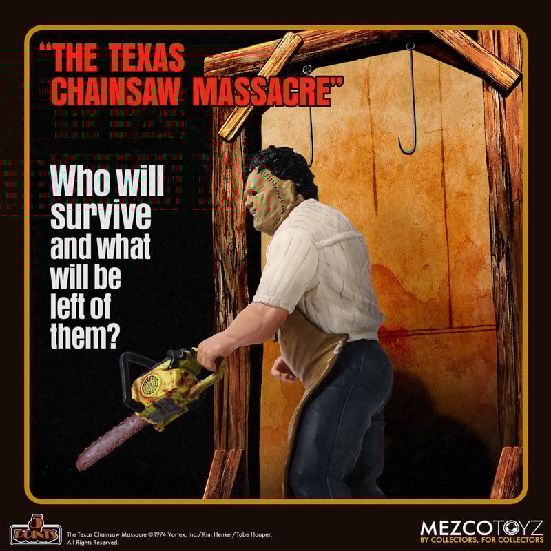 LEATHERFACE THE TEXAS CHAINSAW MASSACRE 1974 5 POINTS. Con una altura de 9,5 cm. Está basada en el personaje de la película de 1974 "The Texas Chainsaw Massacre" ("La matanza de Texas" en España).  Directamente de los caminos ensangrentados de Texas, Leatherface se une a la colección de 5 Points y está listo para hacerse un lugar en tu colección. Leatherface está vestido para causar angustia con su clásico delantal manchado de sangre, camisa con cuello y corbata. El maniaco enmascarado está armado con su motosierra característica que puede sostener con ambas manos, preparándose para un enfrentamiento en el matadero. Cada figura de Leatherface viene empaquetada individualmente en una tarjeta de burbuja de estilo retro, perfecta para exhibir. 5 Points son la actualización de Mezco a las figuras de acción articuladas de antaño. Estas figuras de acción altamente detalladas y posables presentan algunos de los rostros más familiares de la cultura pop, tanto antiguos como nuevos.