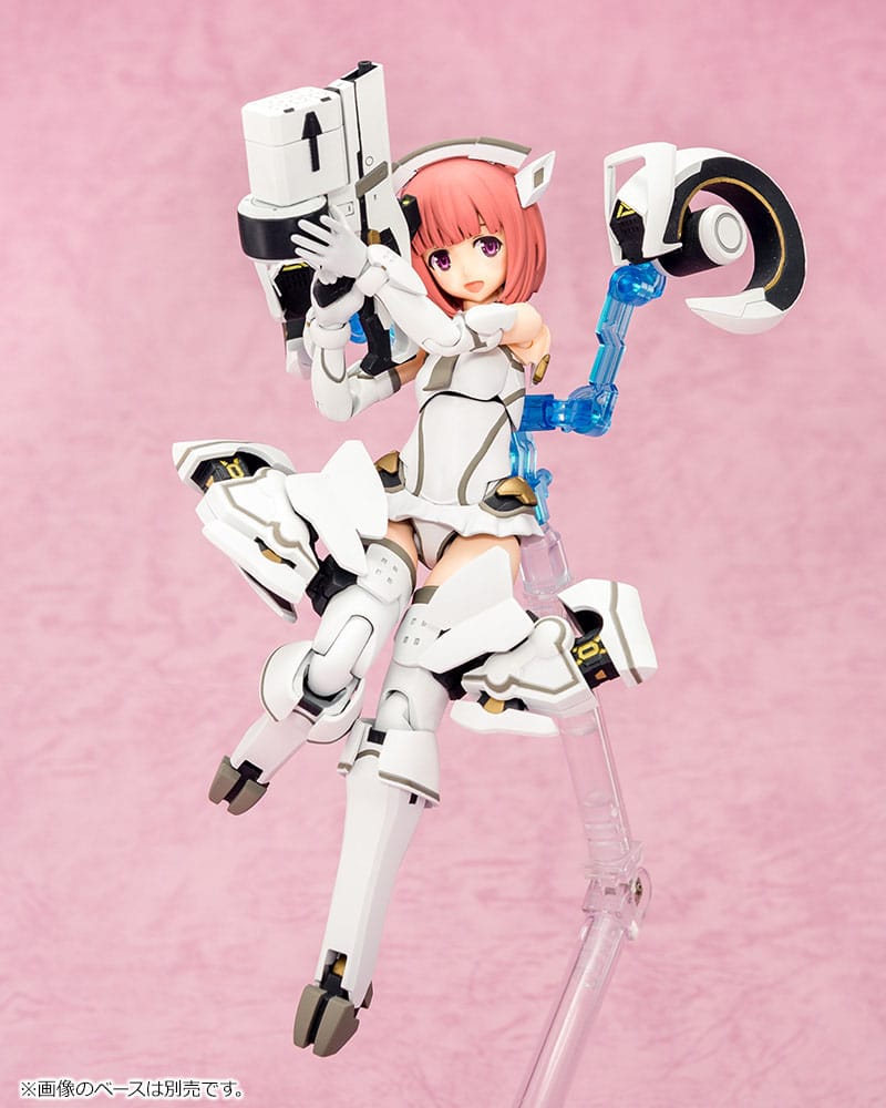 Aika aikawa alice gear aegis megami device model kit.   kotobukiya nos presenta el modelo del videojuego "alice gear aegis", tamaño aprox, 16 cm. Usando la tecnología de ensamblaje snap-fit no tendrás problemas a la hora de montarlo. No requiere pintado