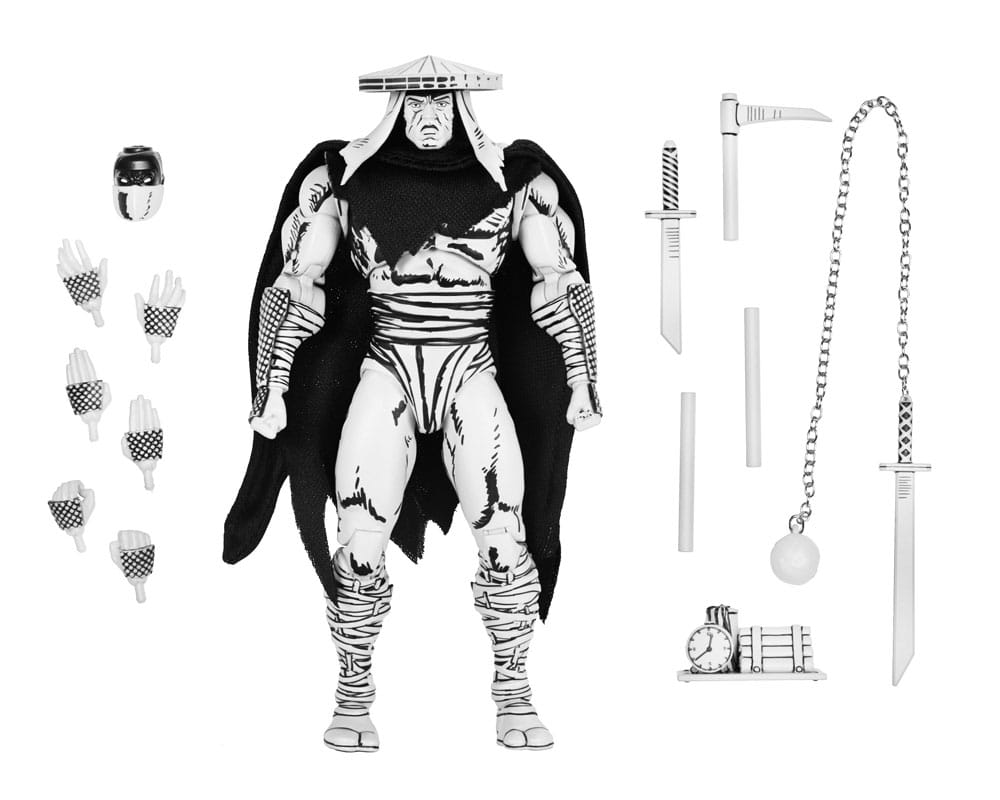 FOOT ASSASSIN BLACK AND WHITE TEENAGE MUTANT NINJA TURTLES NECA. Basado en los cómics originales de Eastman & Laird de las Tortugas Ninja Adolescentes Mutantes de Mirage Studios. De la historia "Ciudad en Guerra", este Asesino del Pie mide 18 cm y presenta una decoración en blanco y negro que le da un aspecto auténtico de cómic. Incluye manos adicionales, cabezas alternativas, una bomba de tiempo, armas ninja y una capa extraíble. Viene en un empaque ideal para coleccionistas con la ilustración original de Kevin Eastman.