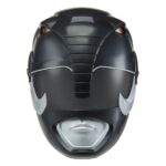 BLACK RANGER MASK MIGHTY MORPHIN POWER RANGERS. Cascos & máscaras Power Rangers Conviértete en un Power Ranger Black con tu propia máscara de Black Ranger. Esta detallada réplica está basada en el legendario diseño de los Mighty Morphin Power Rangers. Gracias a la correa ajustable, la máscara ofrece la máxima comodidad y libertad de movimientos durante el juego.