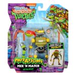METALHEAD TALES OF THE TEENAGE MUTANT NINJA TURTLES MIX´N MATCH. Colecciona todas las figuras y accesorios de Tales of the Teenage Mutant Ninja Turtles y sumérgete en el mundo de las mutaciones. Con el sistema Mix 'n Match, puedes intercambiar brazos, piernas, cabezas y accesorios a voluntad: cada figura ofrece infinitas posibilidades de personalización (cada una se vende por separado). La figura Mix 'n Match Metalhead incluye la cabeza de Raph, el brazo izquierdo de Leo y las armas propias de Metalhead, perfectas para crear tu propio mutante para cada misión. Tamaño de la figura: 11,5 cm de altura aprox.